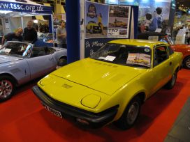 TR7 connu pour ses clicher avec une femme